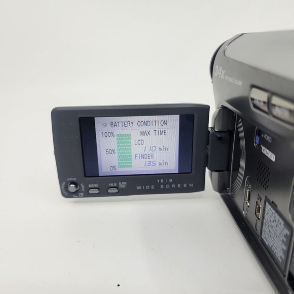 JVC GR-D770U Digital Video Camera With 34x Optical Zoom Accessories & Case - Picture 11 of 16